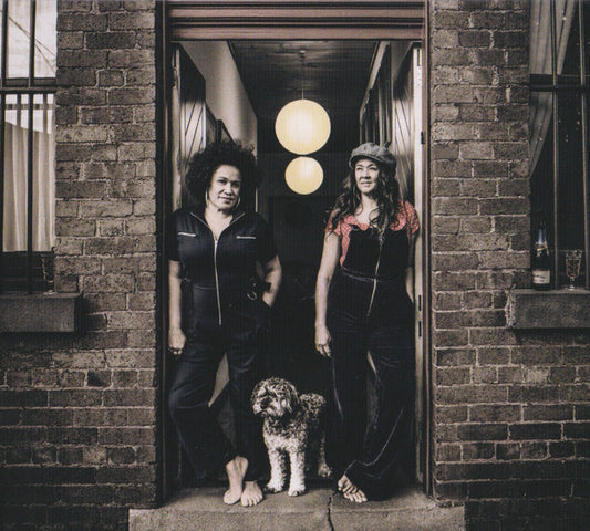 Vika And Linda - Sunday-The Gospel According To Iso [CD]