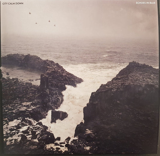 City Calm Down - Echoes In Blue [Vinyl] [Second Hand]